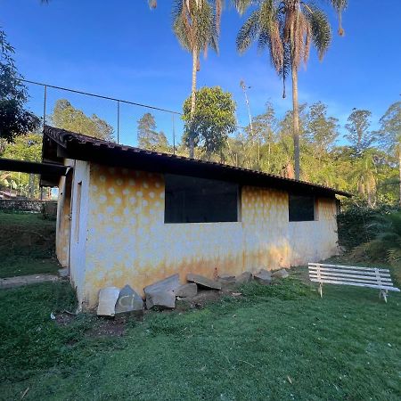 Chacara Recanto Do Guerreiro Em Aruja Bagian luar foto